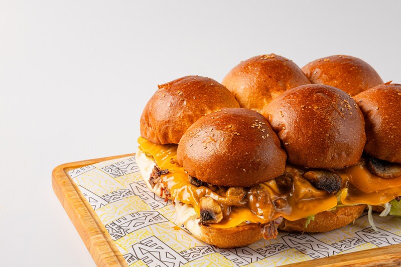 Мегабургер с грибами